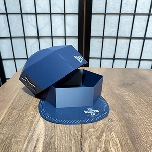Custom Sports Fan Cap Gift Box & Accessories