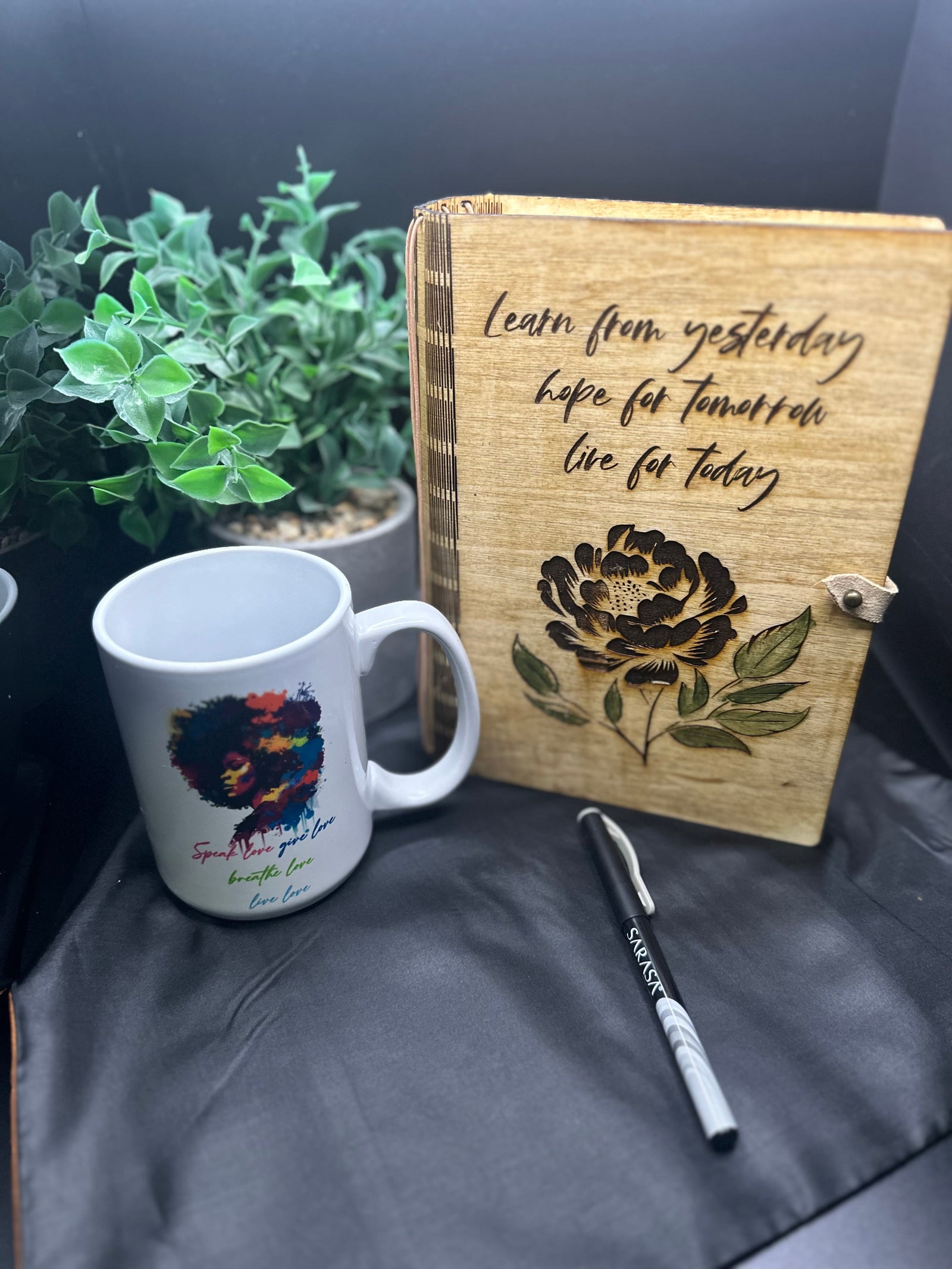 Learn from yesterday: Wood Living Hinge book cover