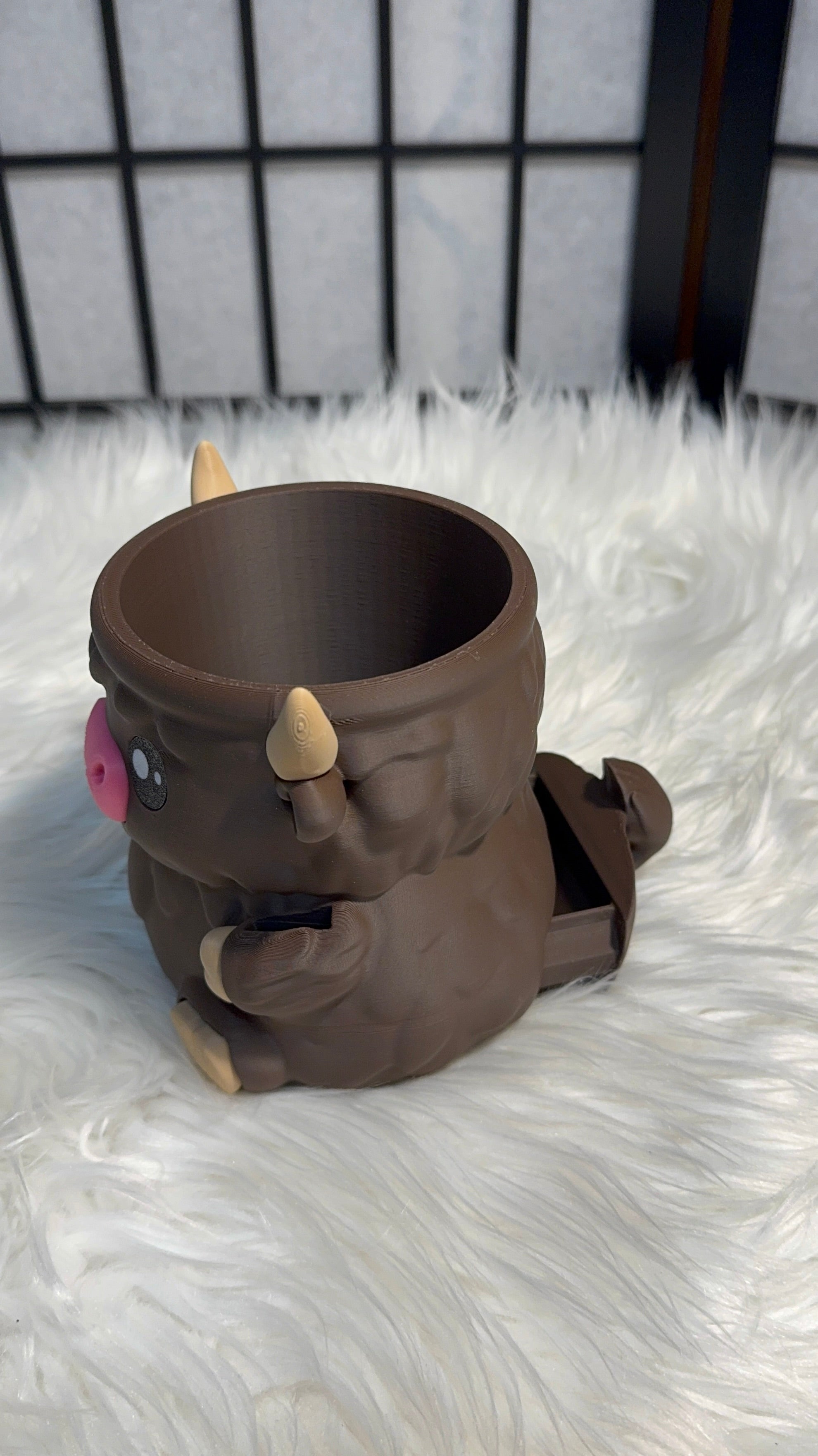 Ferdinand the Highland Cow Ice Pint Holder