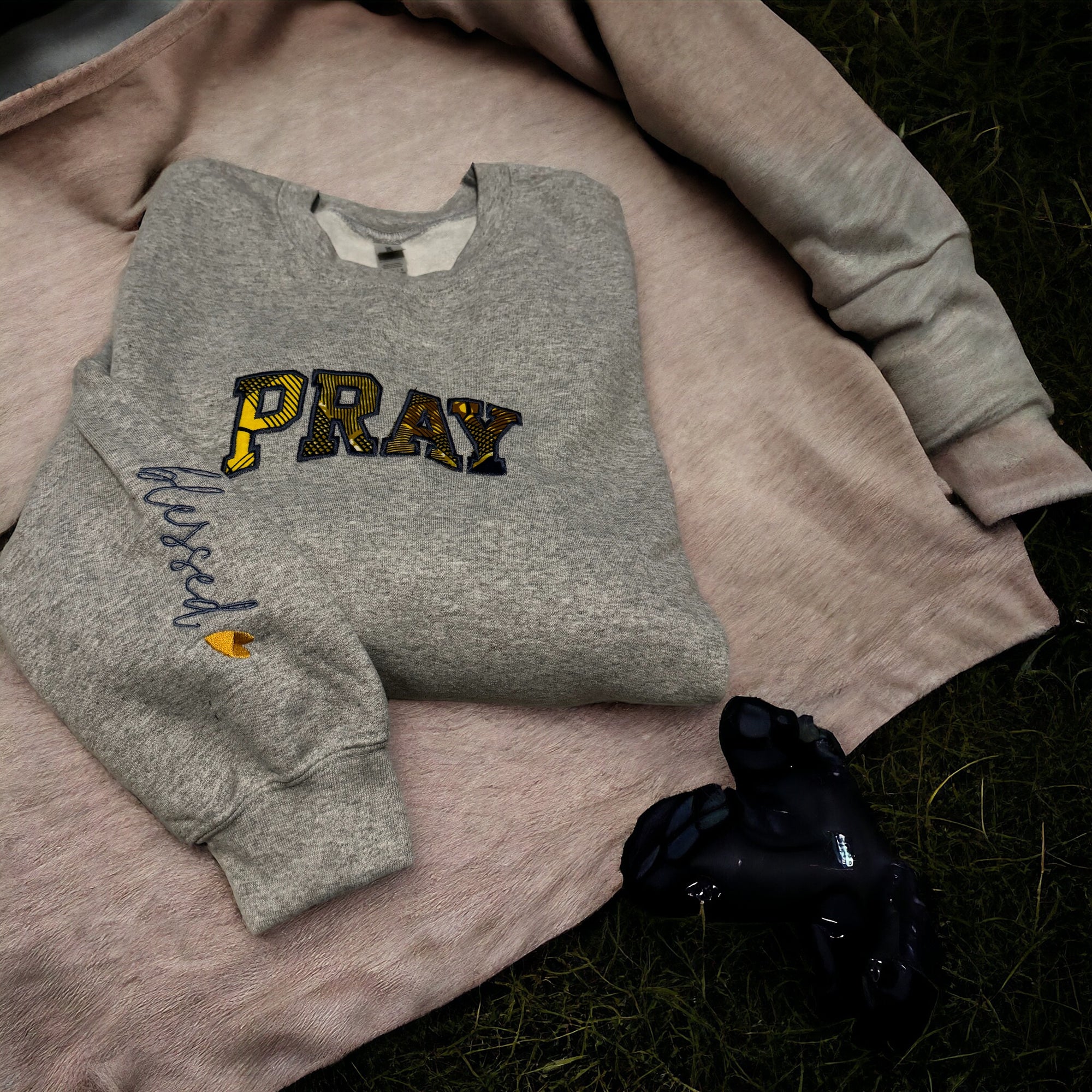 Pray (Embroidered Sweatshirt)